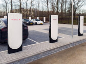 Le nouveau design de la station Supercharger (image : Tesla Charging/Twitter)
