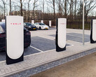 Le nouveau design de la station Supercharger (image : Tesla Charging/Twitter)