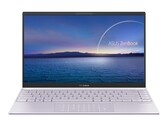 Test complet de l'Asus ZenBook 14 UX425E (i7-1165G7, FHD) : les débuts de l'Intel Core i7 "Tiger Lake" de 11e génération