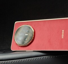 Le Honor Magic V6 en chair et en os. 