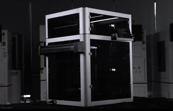 Le Magneto X est livré avec un boîtier optionnel (Image Source : Peopoly)