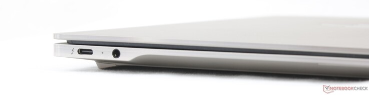 À gauche : USB-C Thunderbolt 4 avec DisplayPort 2.1 et Power Delivery 3.1, prise casque 3,5 mm