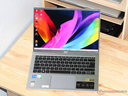 L'Acer Swift Go 14 SFG14-71-51JU, échantillon de test fourni par Acer Allemagne.