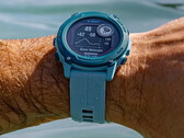 Garmin commercialise la Descent G1 Solar - Ocean Edition dans un seul coloris 'Azure'. (Source de l'image : Garmin)