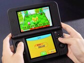 L’Anbernic RG DDS ressemble à une Nintendo 3DS, mais son prix est étonnamment élevé.