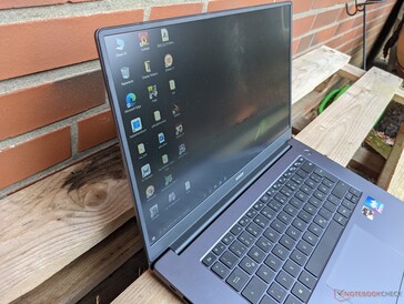 Honor MagicBook 15 - Utilisation en extérieur