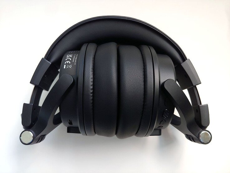 Entièrement plié. (Source de l'image : Notebookcheck)