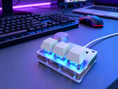 Le SayoDevice O3C mini clavier à effet Hall avec touches à effet Hall, touches RGB et bouton rotatif en métal
