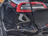 La première Model Y de Giga Berlin a attendu des semaines avant de recevoir un pare-chocs après un accident (image : Drive Tesla)