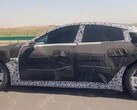 Une voiture Xiaomi dans un prototype de camouflage. (Source : Xiaomiui)