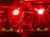 Les MicroLEDs super lumineuses utilisent la technologie AlGaInP. (Source de l'image : JBD)