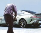 Xiaomi a annoncé aujourd'hui le lancement officiel de sa technologie EV lors d'un événement baptisé "Stride" (Image via CarNewsChina)