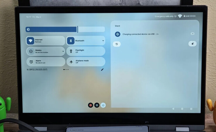 La vue de bureau de Google semble reprendre des éléments d'interface utilisateur utilisés dans les séries Pixel Tablet et Pixel Fold. (Source de l'image : Andorid Authority)