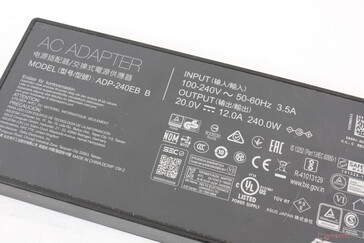 Adaptateur secteur G533QS