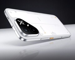 Le Pova 8 Pro dans le coloris « arc white »