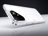 Le Pova 8 Pro dans le coloris « arc white »