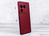 Sony serait apparemment déjà en train de développer le successeur du Xperia 1 VIII présenté ici.