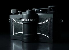 Le WideluxX F10 présente un design inhabituel avec un objectif mobile.