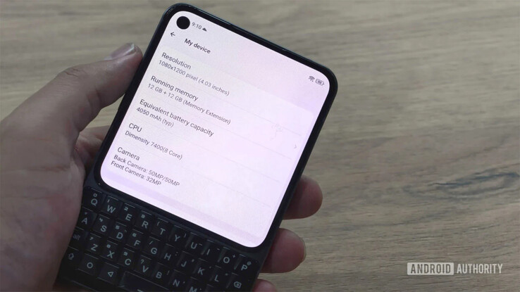 Le Titan 2 Elite de Unihertz au MWC 2026.