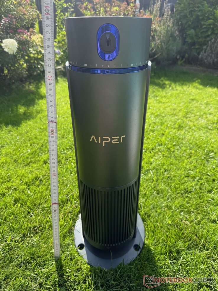 Le genévrier IrriSense a une hauteur d'environ 60 cm