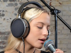 Le casque planaire fermé LCD-S20 d&#039;Audeze offre une reproduction sonore précise et des basses puissantes pour une utilisation en studio. (Source de l&#039;image : Audeze)