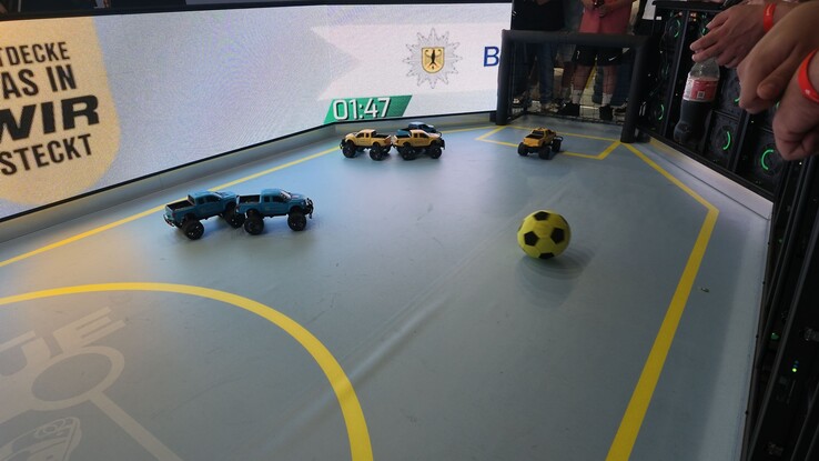 Vous pouvez également jouer à Rocket League avec de « vraies » voitures (RC)