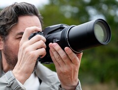 Le Coolpix P1100 est doté d'un zoom 125x (Source : Nikon)