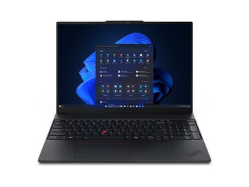 Il est équipé d'un clavier rétroéclairé avec lecteur d'empreintes digitales et pavé numérique.
