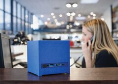 Le nouveau mini PC Kubb Essential de Bleujour est disponible dans une variété de couleurs amusantes.