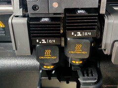 La Bambu X2D (Combo) est livrée avec des buses de 0,4 mm en standard