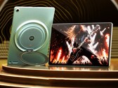Le Moto Pad 70 Groove est équipé de neuf haut-parleurs de la marque JBL.