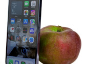 La batterie de l'iPhone 14 Pro Apple dure à peu près aussi longtemps que celle du modèle précédent. (Image source : NotebookCheck)
