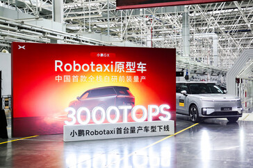 Le premier robotaxi Xpeng GX produit en série sort de la chaîne de production