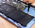 La Surface Pro 9 est nettement plus facile à réparer que ses prédécesseurs. (Image source : iFixit)