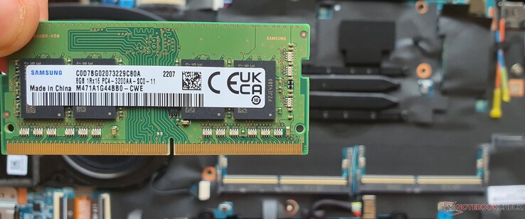 1 module de RAM DDR4 3200 de 8 Go - en rang unique et en configuration monocanal
