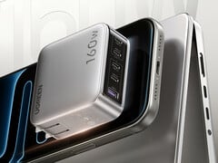 Le nouveau chargeur rapide à 5 ports de 160 W coûte environ 36 dollars en Chine. Photo : une photo promotionnelle de l&#039;adaptateur d&#039;alimentation. (Source de l&#039;image : Ugreen)