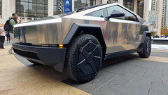 L'acier inoxydable peut nécessiter beaucoup d'entretien (image : Jordi Cor/YT)