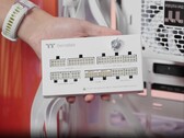 Le module Dock du bloc d'alimentation Thermaltake Dockpower FI.