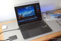 Le Samsung Galaxy Book4 Ultra sera lancé avec deux variantes de CPU/GPU (image via own)