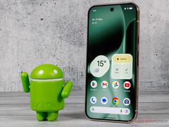 Le Pixel 10 Pro est l'un des trois smartphones Pixel dotés d'améliorations de l'affichage dans la mise à jour stable de ce mois-ci. (Source de l'image : Notebookcheck)