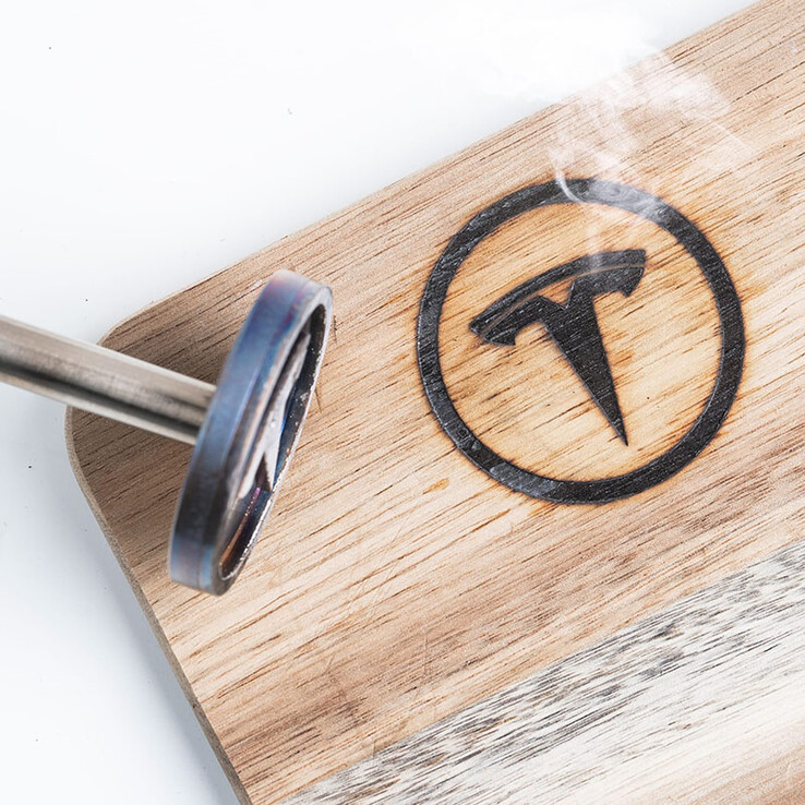 Le tampon de marquage Tesla