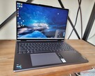 Lenovo Yoga 7i 16 IAP7 est maintenant disponible avec la carte graphique Intel Arc A370M pour $1400 USD