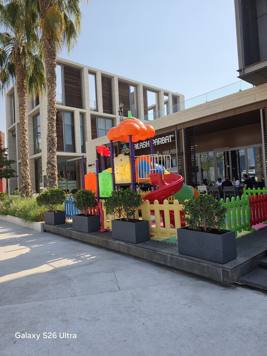 Une photo de 24 MP prise avec le Galaxy S26 Ultra, disponible en pleine résolution.