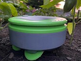 Le robot désherbeur de jardin Tertill est inclus dans la vente Prime Day d'Amazon. (Image source : Tertill)