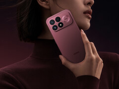 Le K100 Pro est proposé à partir de 548 $. Sur la photo : le modèle rouge du téléphone.