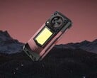 Le smartphone durci Oukitel WP56 est doté d'une solide batterie de 16 000 mAh pour de longues durées d'utilisation. (Source de l'image : Oukitel)