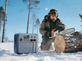 La centrale électrique portable sodium-ion Pioneer Na est dotée d'une batterie sodium-ion de 900 Wh qui délivre une puissance de 1 500 W (Image source : Bluetti)