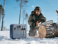 La centrale électrique portable sodium-ion Pioneer Na est dotée d'une batterie sodium-ion de 900 Wh qui délivre une puissance de 1 500 W (Image source : Bluetti)