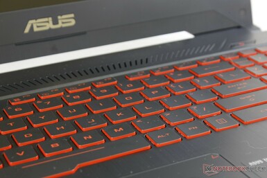 Les touches du FX505 ont une course assez longue, avec une retour légèrement plus mou que sur la série SteelSeries des portables MSI.