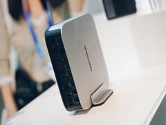 Le M2 Pro peut être équipé d'un Intel Core Ultra X9 388H. Photo : l'arrière du mini PC. (Source de l'image : EET-China)